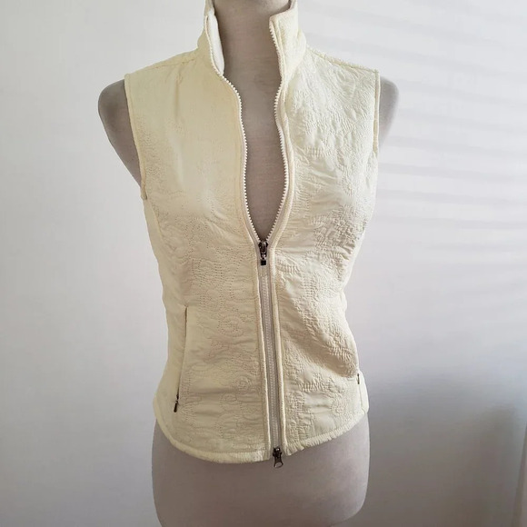 Quilted Vest by Lucy Perfect For Golf / Cream Zip Up / Size X-Small - Picture 1 of 5